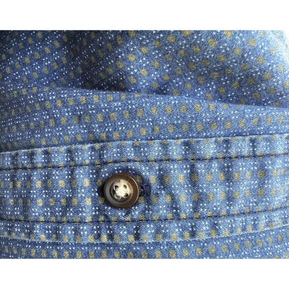 St Johns Bay Men's Medium Blue Button Up Short Sleeve Summer Preppy Outdoor - Picture 5 of 7